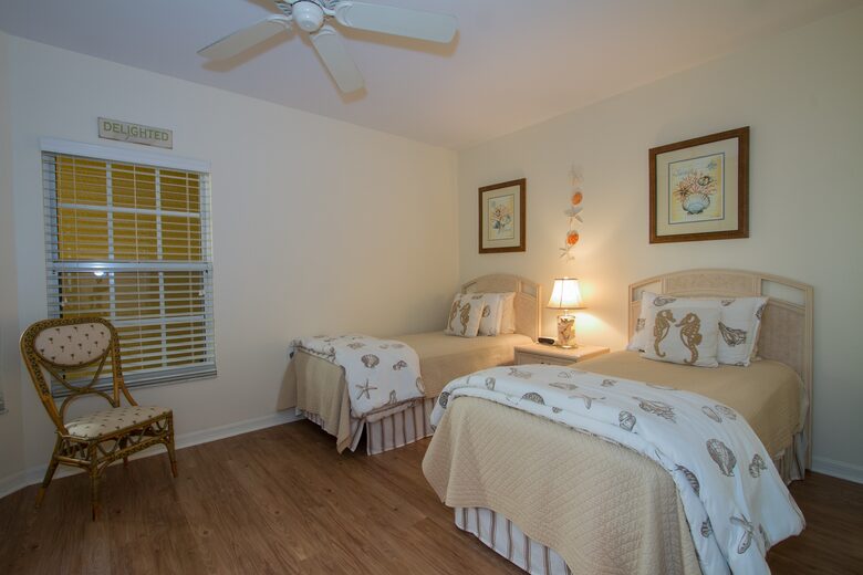 Sea Chase Naples Oceanfront Getaway - Naples, Florida