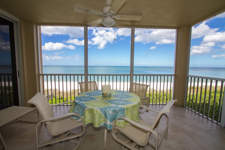 Sea Chase Naples Oceanfront Getaway - Naples, Florida