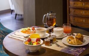 Hotel La Bourdonnais, Paris (HS) - Paris, France