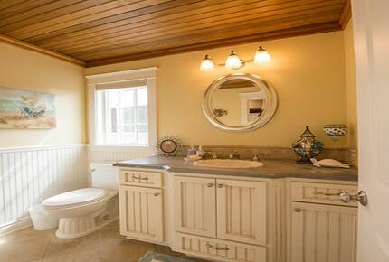 Capitola Beach House - Capitola, California