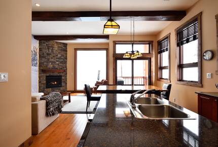 Niseko Snow Chalet - Hirafu Village Niseko, Japan