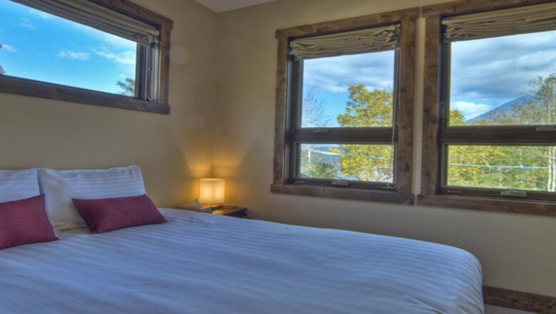 Niseko Snow Chalet - Hirafu Village Niseko, Japan