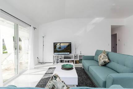 Turquoise Palm Springs Paradise - Palm Springs, California