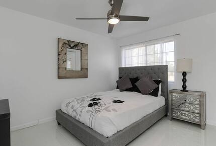 Turquoise Palm Springs Paradise - Palm Springs, California