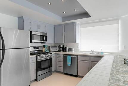 Turquoise Palm Springs Paradise - Palm Springs, California