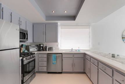 Turquoise Palm Springs Paradise - Palm Springs, California