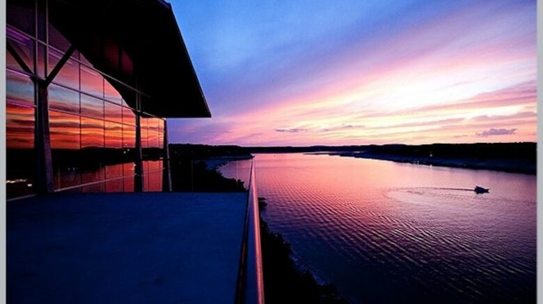 Lakeway Luxury Lakefront - Lakeway, Texas