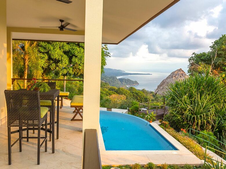 Casa Alta Vista - Dominical, Costa Rica