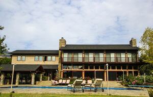 Ultimate luxury and privacy in the Upper Ojai Valley! - Ojai, California