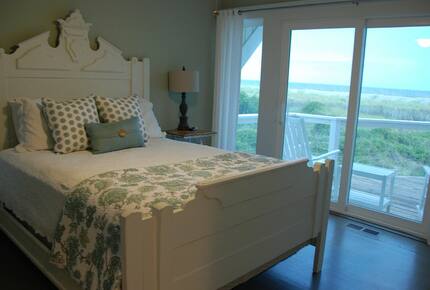 Life on the Sea - Bald Head, North Carolina