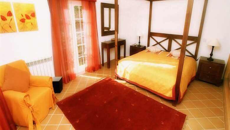 Casa Pinha - Obidos, Portugal