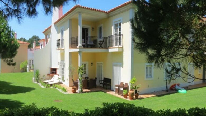 Casa Pinha - Obidos, Portugal