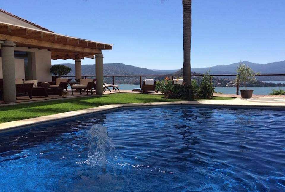 Villa Ganesh - Valle de Bravo, Mexico