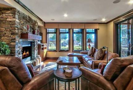 Lake Tahoe Living 1, Tonopalo – 3 Bedroom Residence (Sleeps 8) - Tahoe Vista, California