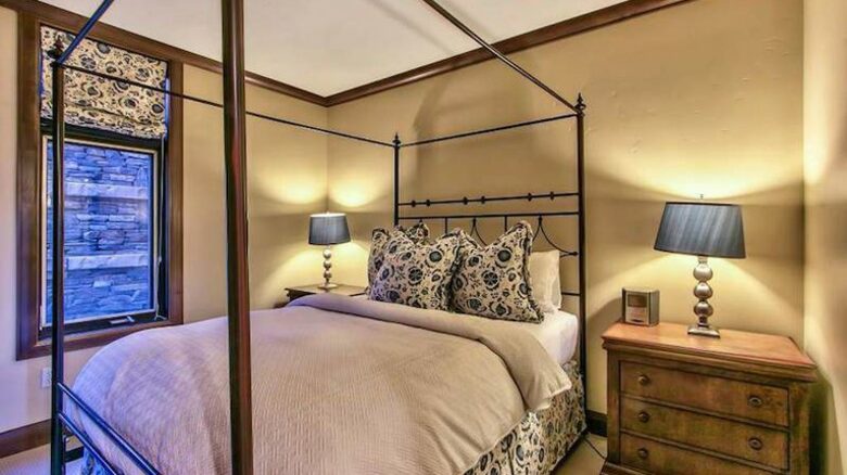 Lake Tahoe Living 1, Tonopalo – 3 Bedroom Residence (Sleeps 8) - Tahoe Vista, California