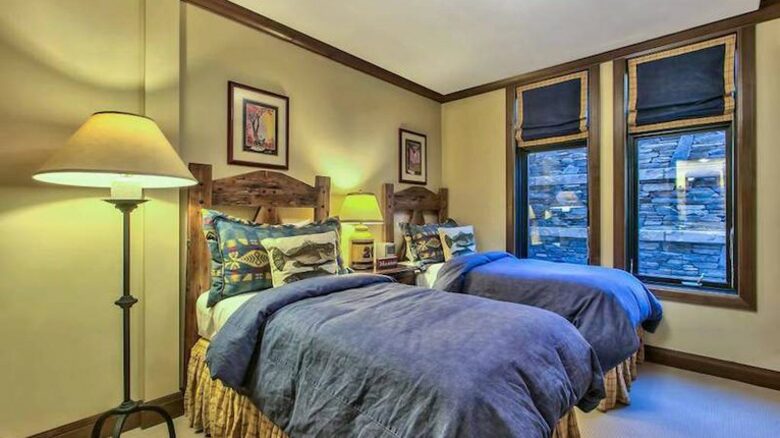 Lake Tahoe Living 1, Tonopalo – 3 Bedroom Residence (Sleeps 8) - Tahoe Vista, California