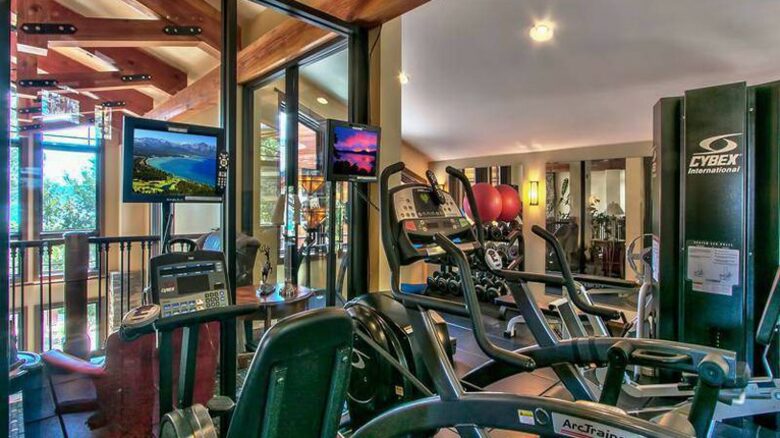 Lake Tahoe Living 1, Tonopalo – 3 Bedroom Residence (Sleeps 8) - Tahoe Vista, California