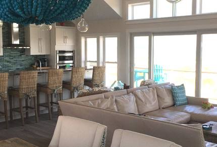 Oceanfront Home Among the Wild Horses - Outer Banks - Corolla, North Carolina