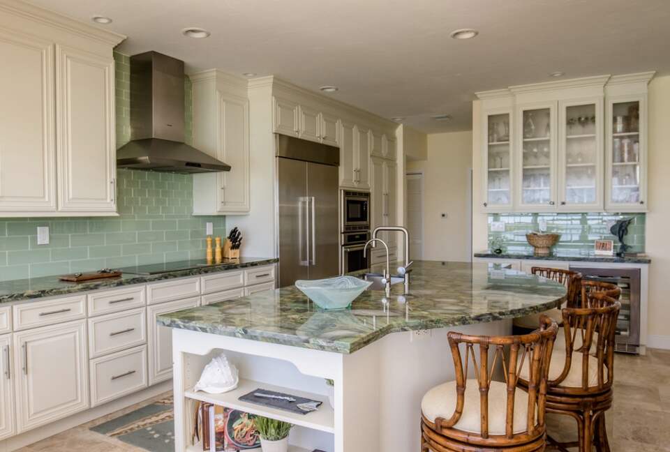 Duck Key Waterfront Home - Duck Key, Florida