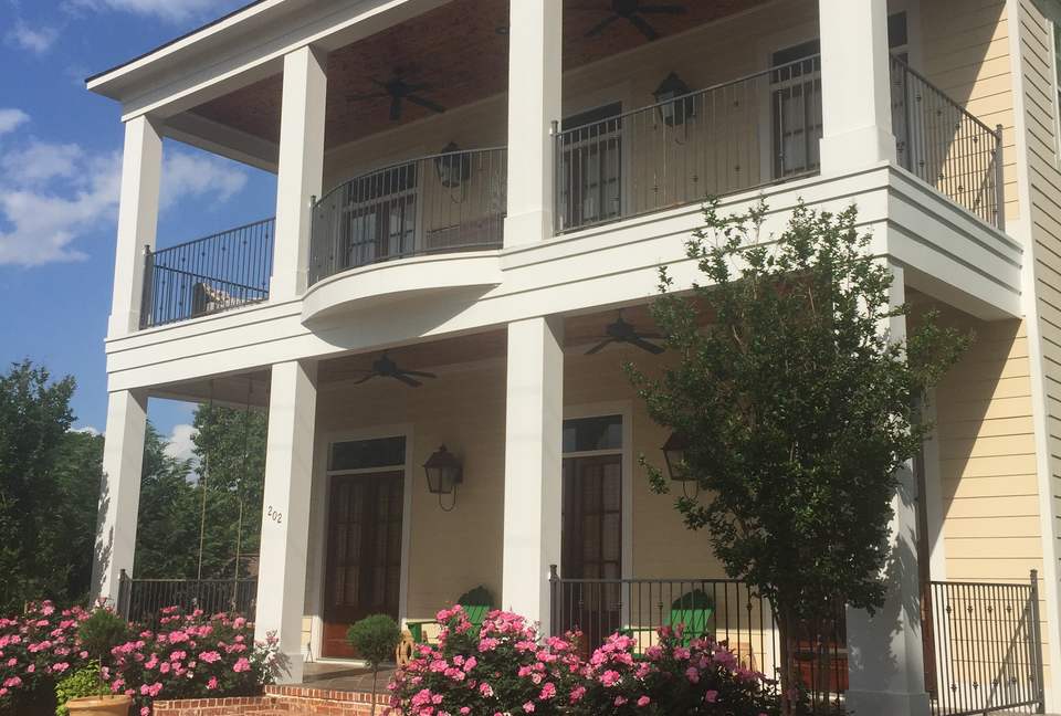 Southern Charm in Downtown Oxford, Mississippi - Oxford, Mississippi