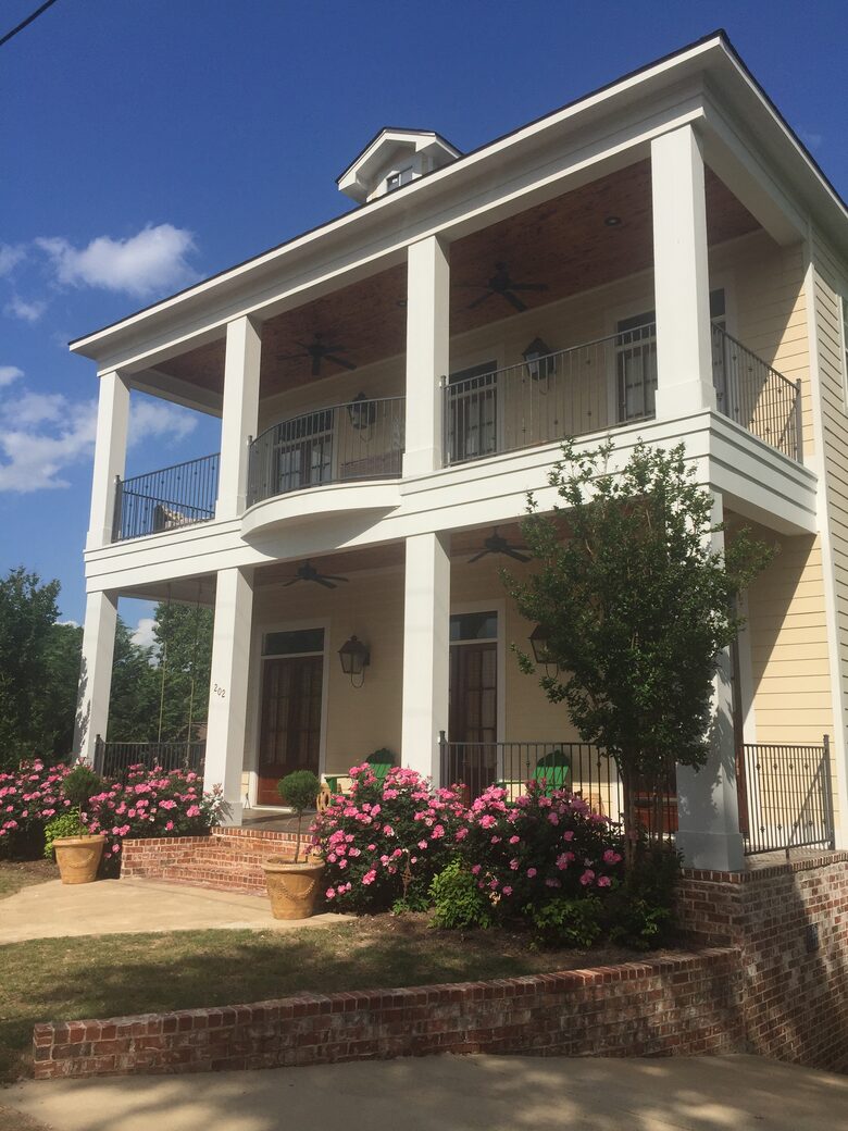 Southern Charm in Downtown Oxford, Mississippi - Oxford, Mississippi