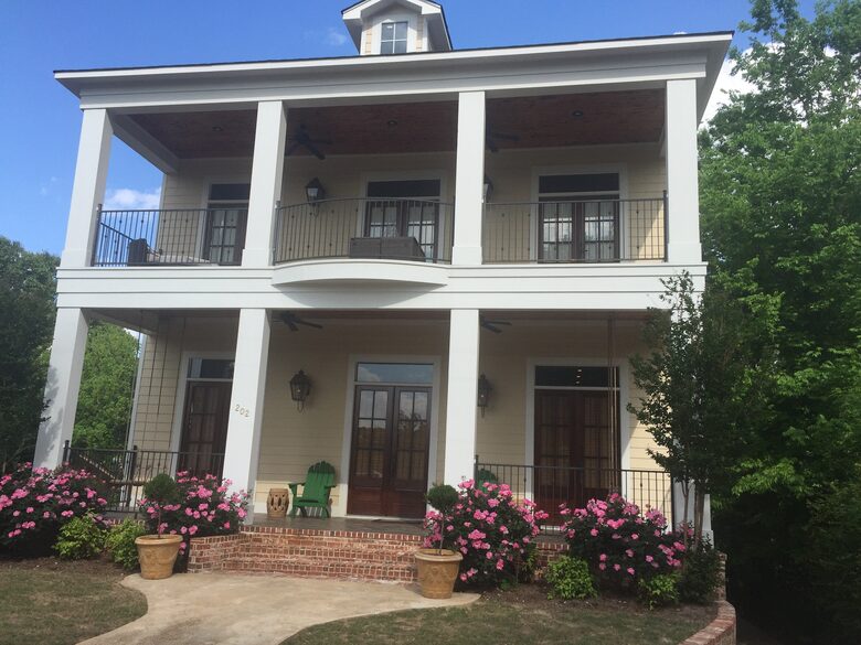 Southern Charm in Downtown Oxford, Mississippi - Oxford, Mississippi