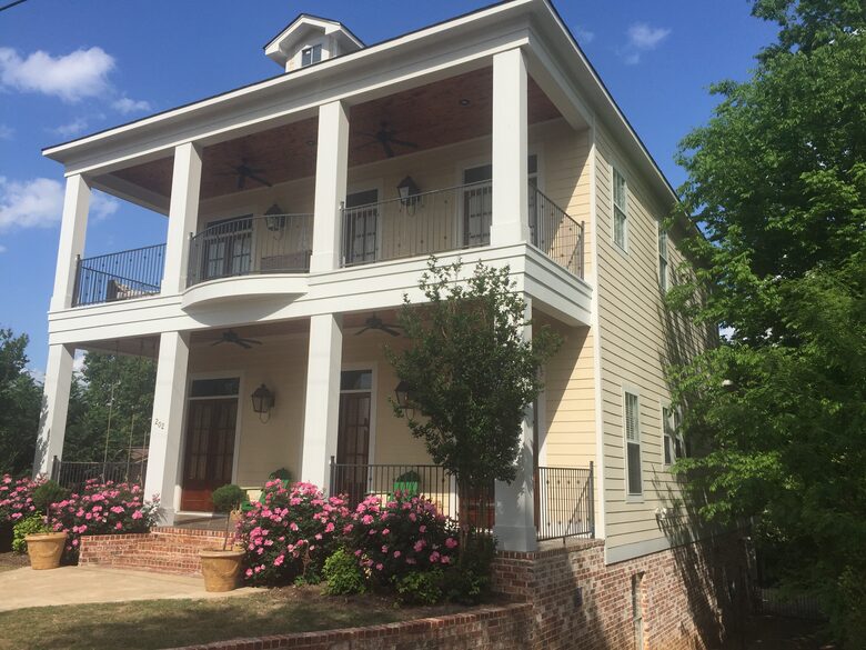 Southern Charm in Downtown Oxford, Mississippi - Oxford, Mississippi