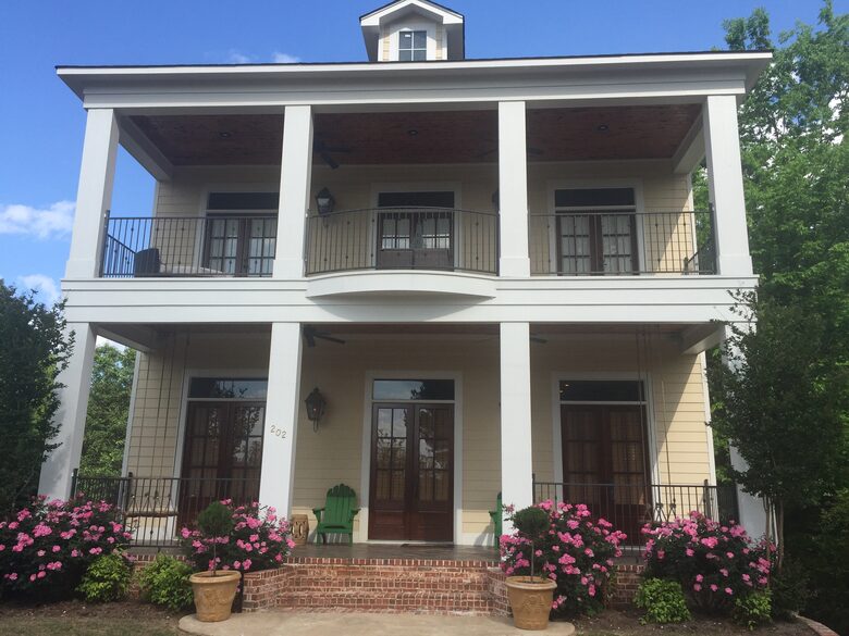Southern Charm in Downtown Oxford, Mississippi - Oxford, Mississippi