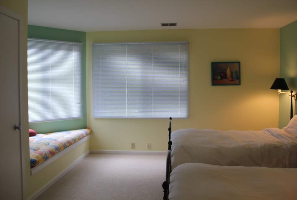 Contemporary Berkshires Retreat - Stockbridge, Massachusetts