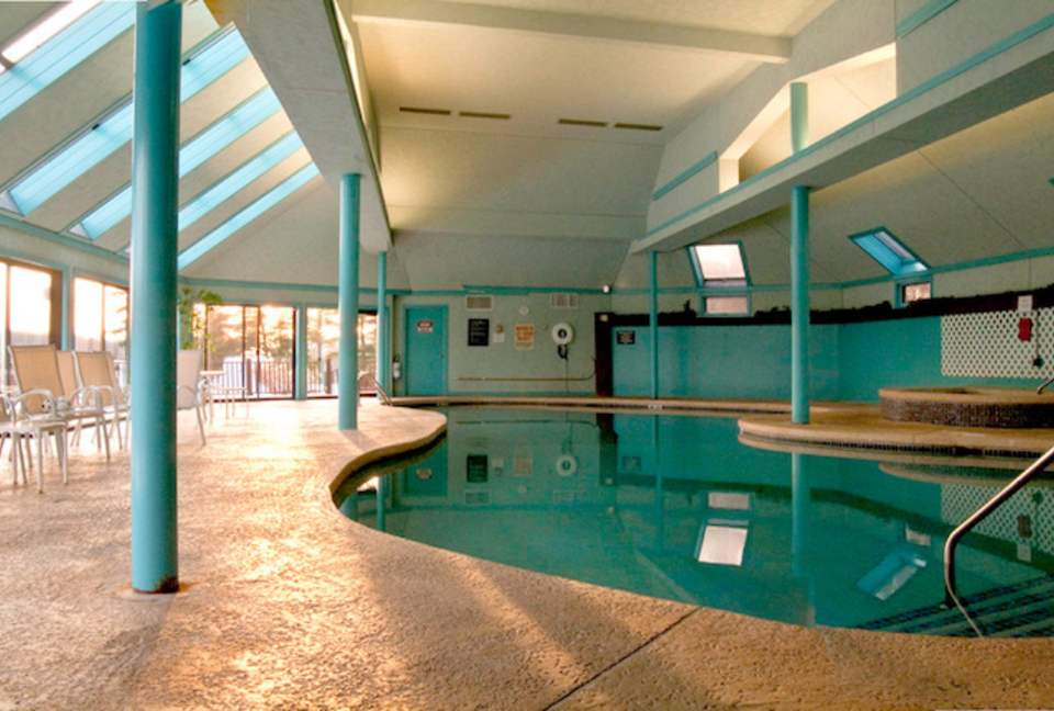 Contemporary Berkshires Retreat - Stockbridge, Massachusetts