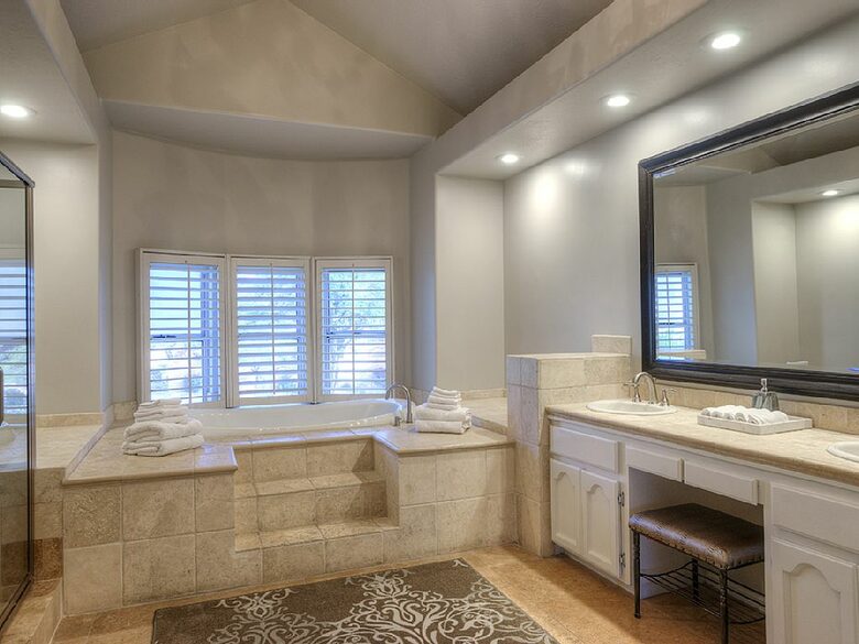 Scottsdale TPC Golf Getaway - Scottsdale, Arizona