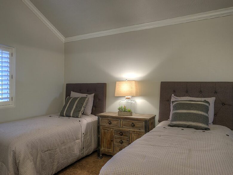 Scottsdale TPC Golf Getaway - Scottsdale, Arizona