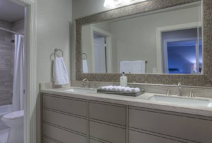 Scottsdale TPC Golf Getaway - Scottsdale, Arizona