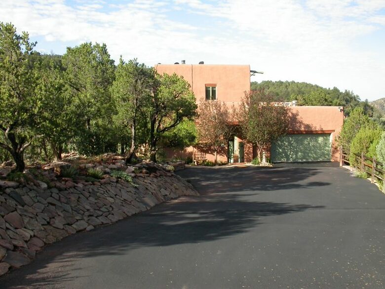 Valencia Ranch Mountain Home Near Santa Fe - Glorietta, New Mexico