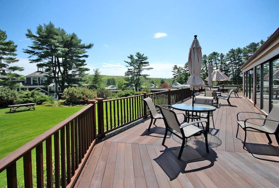 Contemporary Berkshires Retreat - Stockbridge, Massachusetts