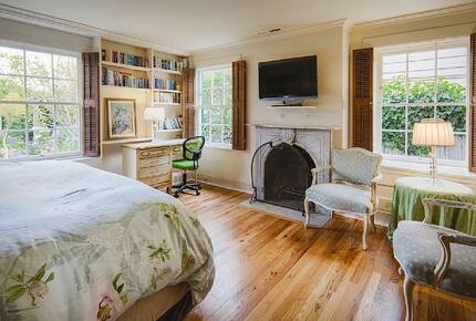 Carmel Point Charmer - Carmel, California