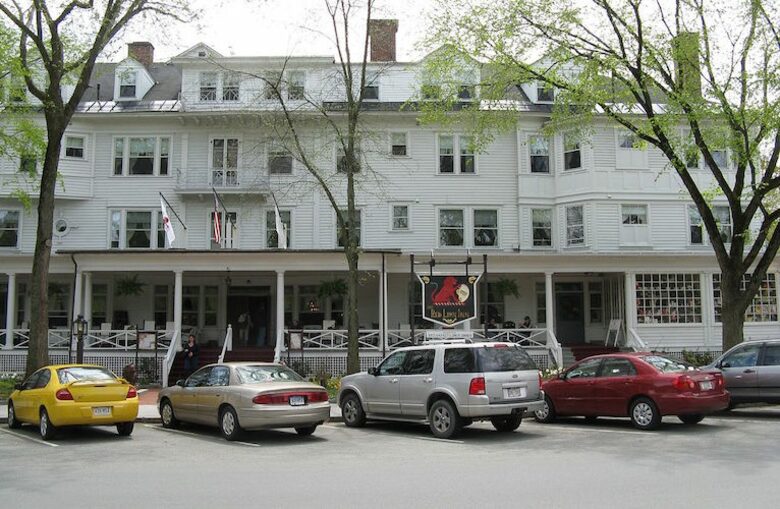 Contemporary Berkshires Retreat - Stockbridge, Massachusetts