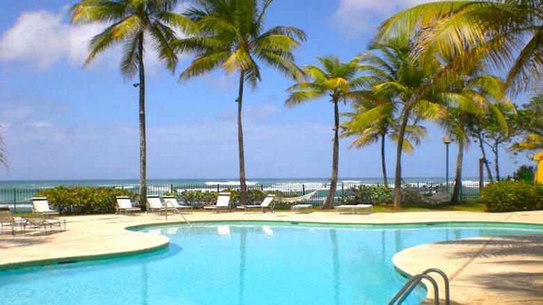 Gorgeous Beach House in Sunny Dorado, Puerto Rico - Dorado, Puerto Rico