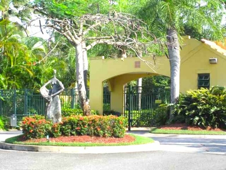 Gorgeous Beach House in Sunny Dorado, Puerto Rico - Dorado, Puerto Rico