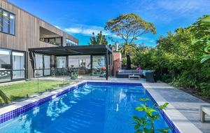 Westmere Honey - Auckland, New Zealand