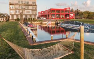 Watermen's Retreat - Chimi House - Outer Banks - Waves, North Carolina