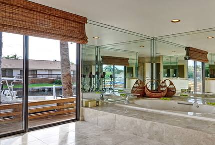 Boca Bay Tiki House - Boca Raton / Delray Beach, Florida