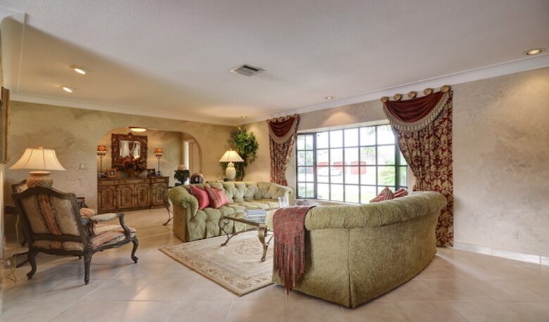 Boca Bay Tiki House - Boca Raton / Delray Beach, Florida