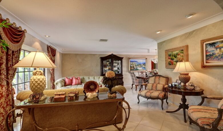 Boca Bay Tiki House - Boca Raton / Delray Beach, Florida