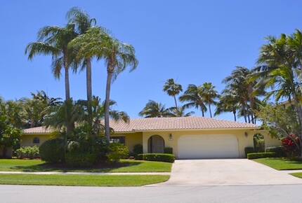 Boca Bay Tiki House - Boca Raton / Delray Beach, Florida