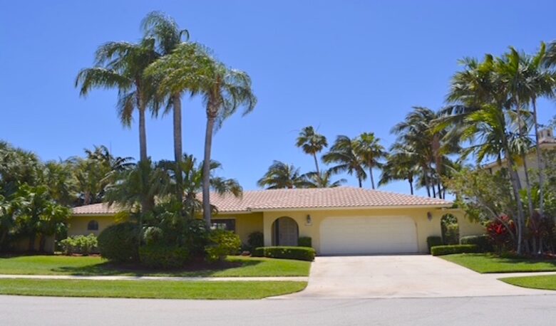 Boca Bay Tiki House - Boca Raton / Delray Beach, Florida
