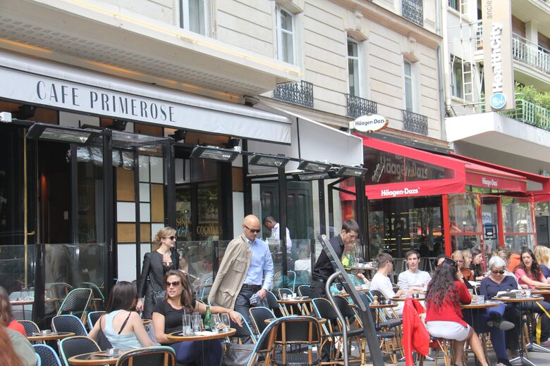 Paris Eiffel Tower Apartment - Paris, France