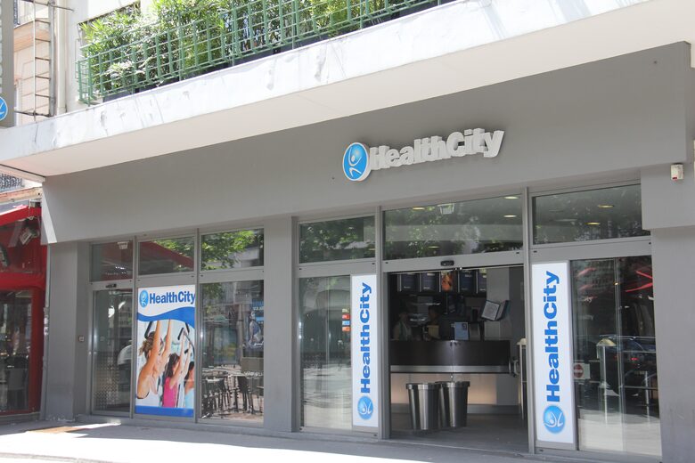 Paris Eiffel Tower Apartment - Paris, France