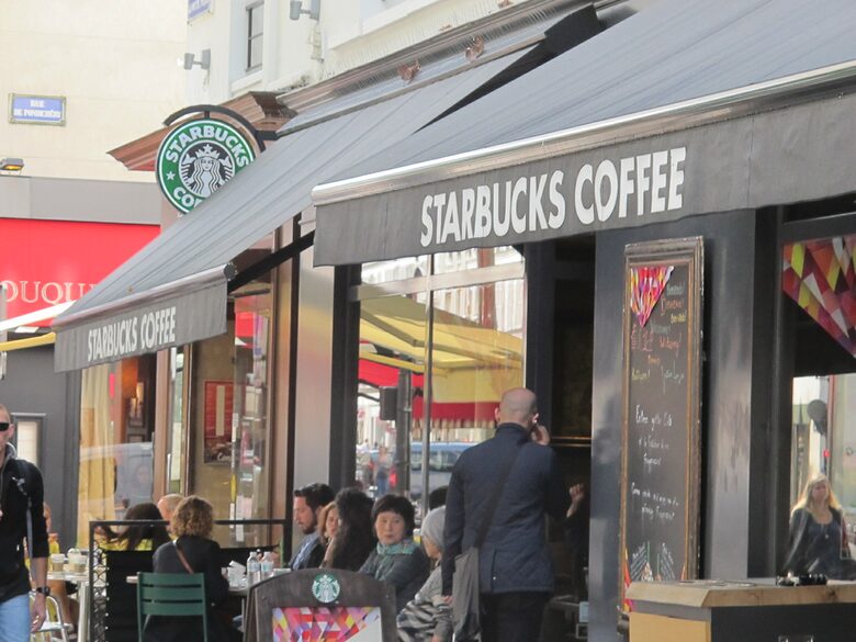Paris Eiffel Tower Apartment - Paris, France