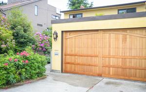 Golden Sunset Villa - Seattle, Washington